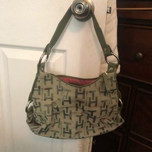 Tommy Hilfiger bucket bag.